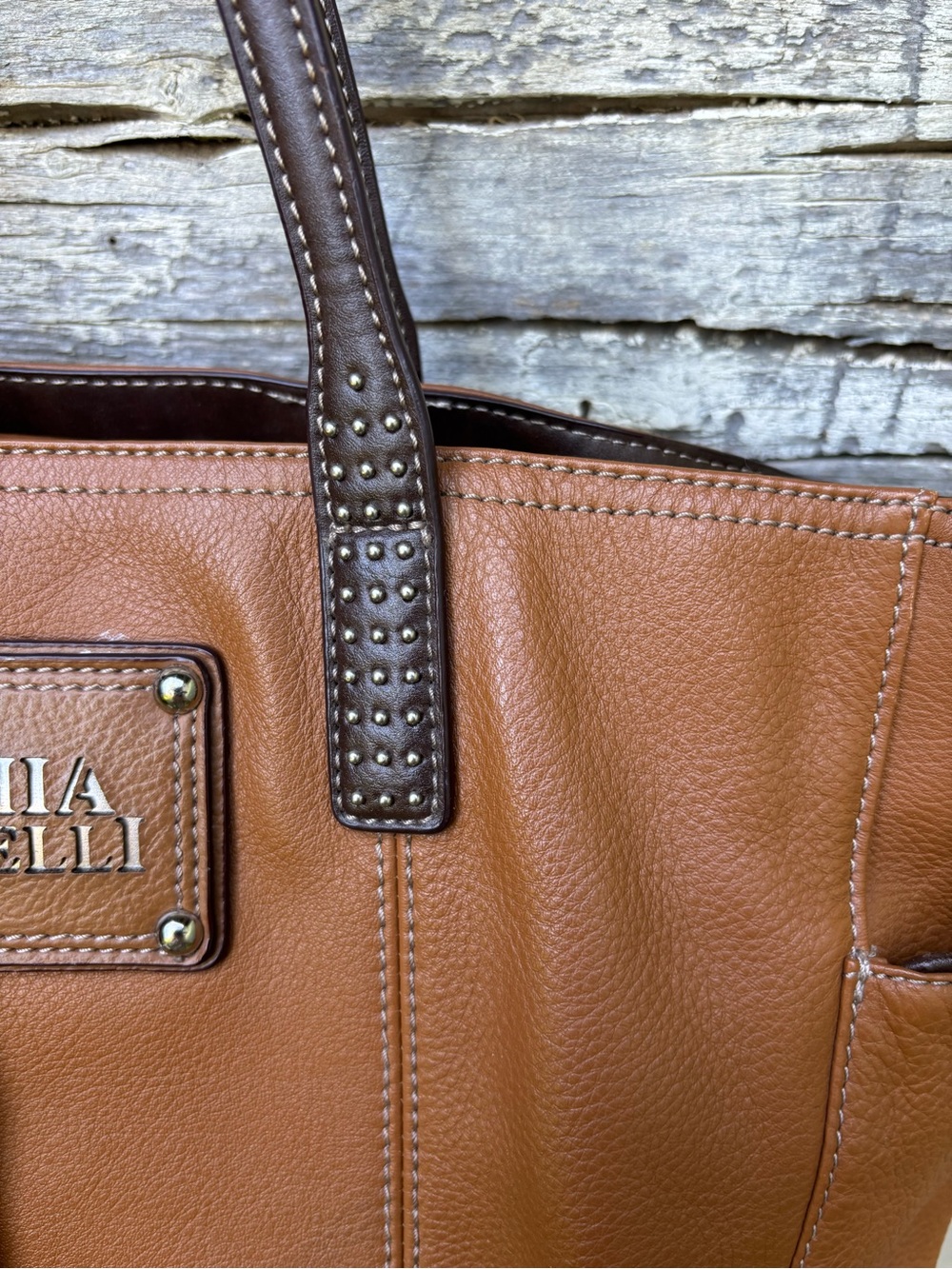 SOPHIA Caperelli Tan Leather Tote Bag with Scarf - Picture 5 of 13
